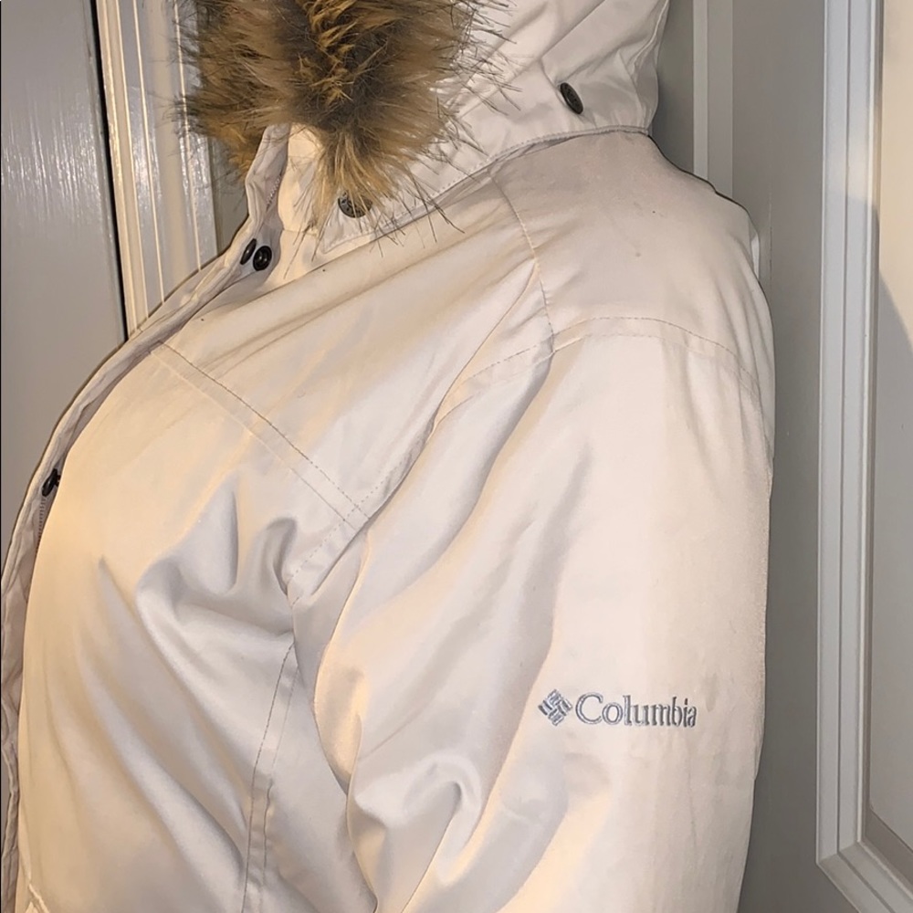 Columbia - Picture 3 of 4